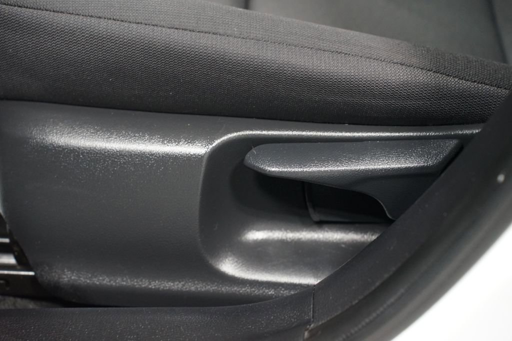 Used 2023 Toyota Corolla LE image 30