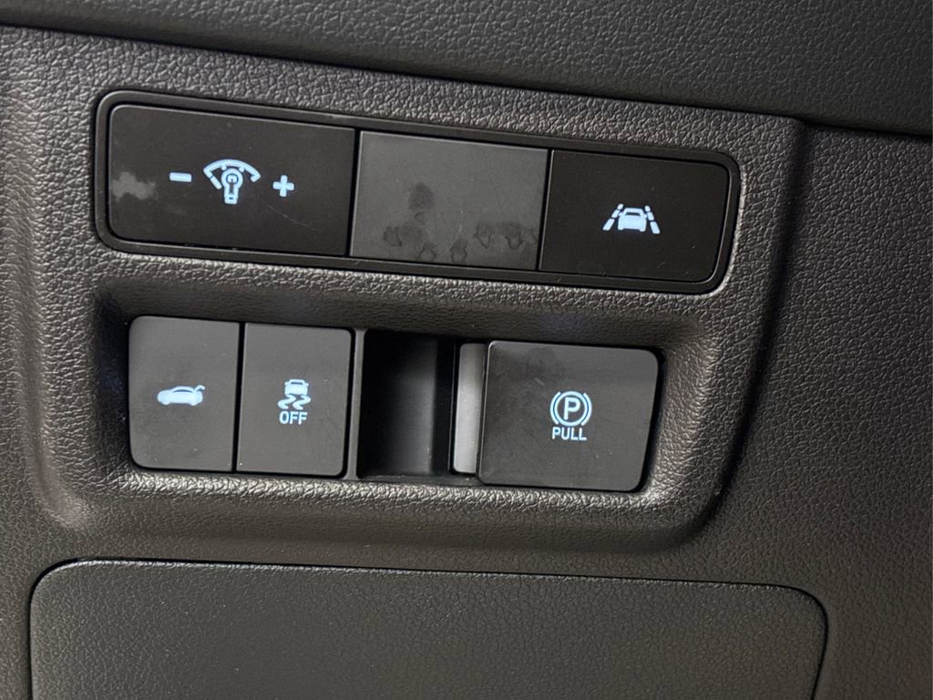 Used 2023 Hyundai Sonata SEL w/ Preferred Accessory Package image 31