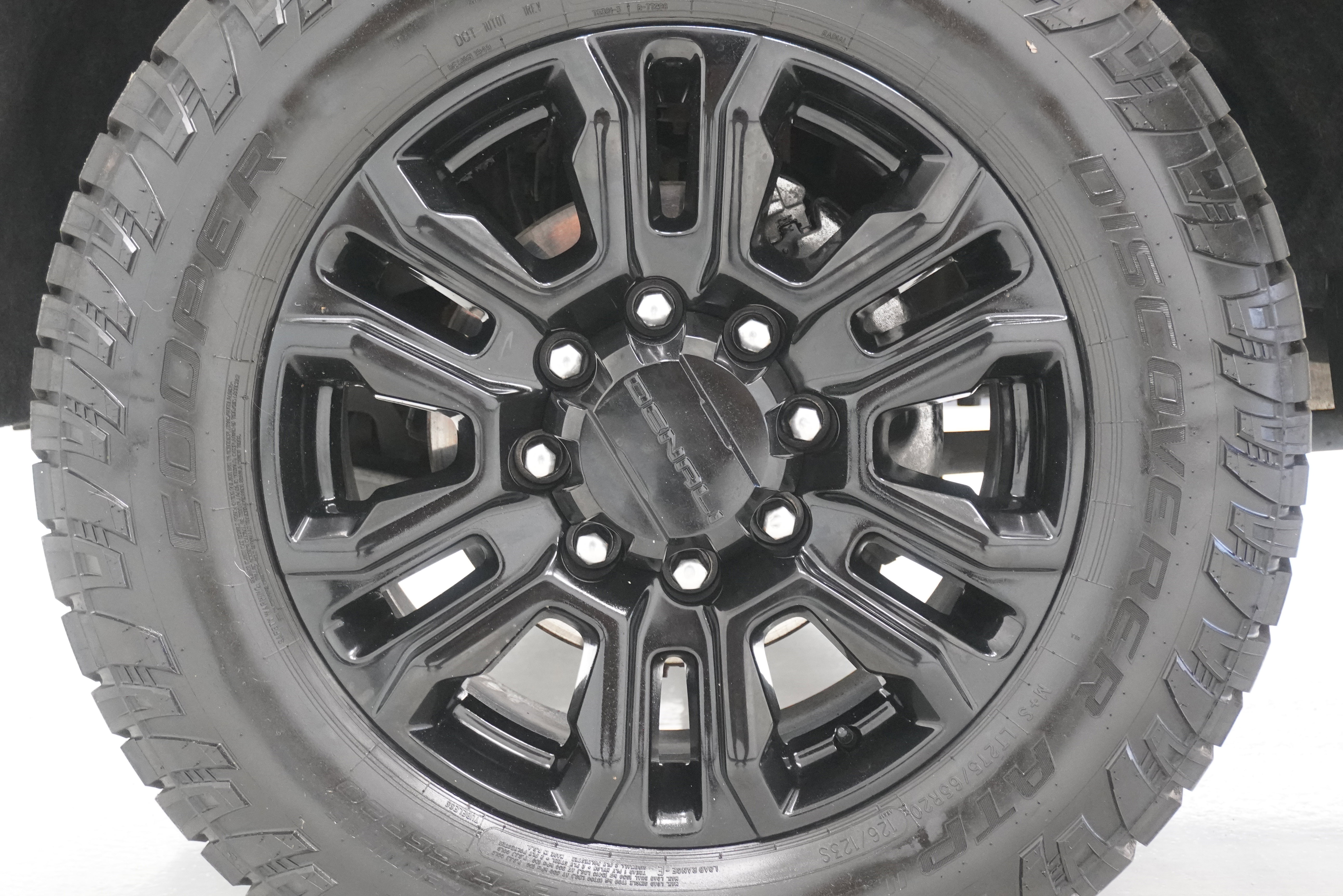 Used 2023 GMC Sierra 3500 Denali w/ Denali Black Diamond Edition image 31