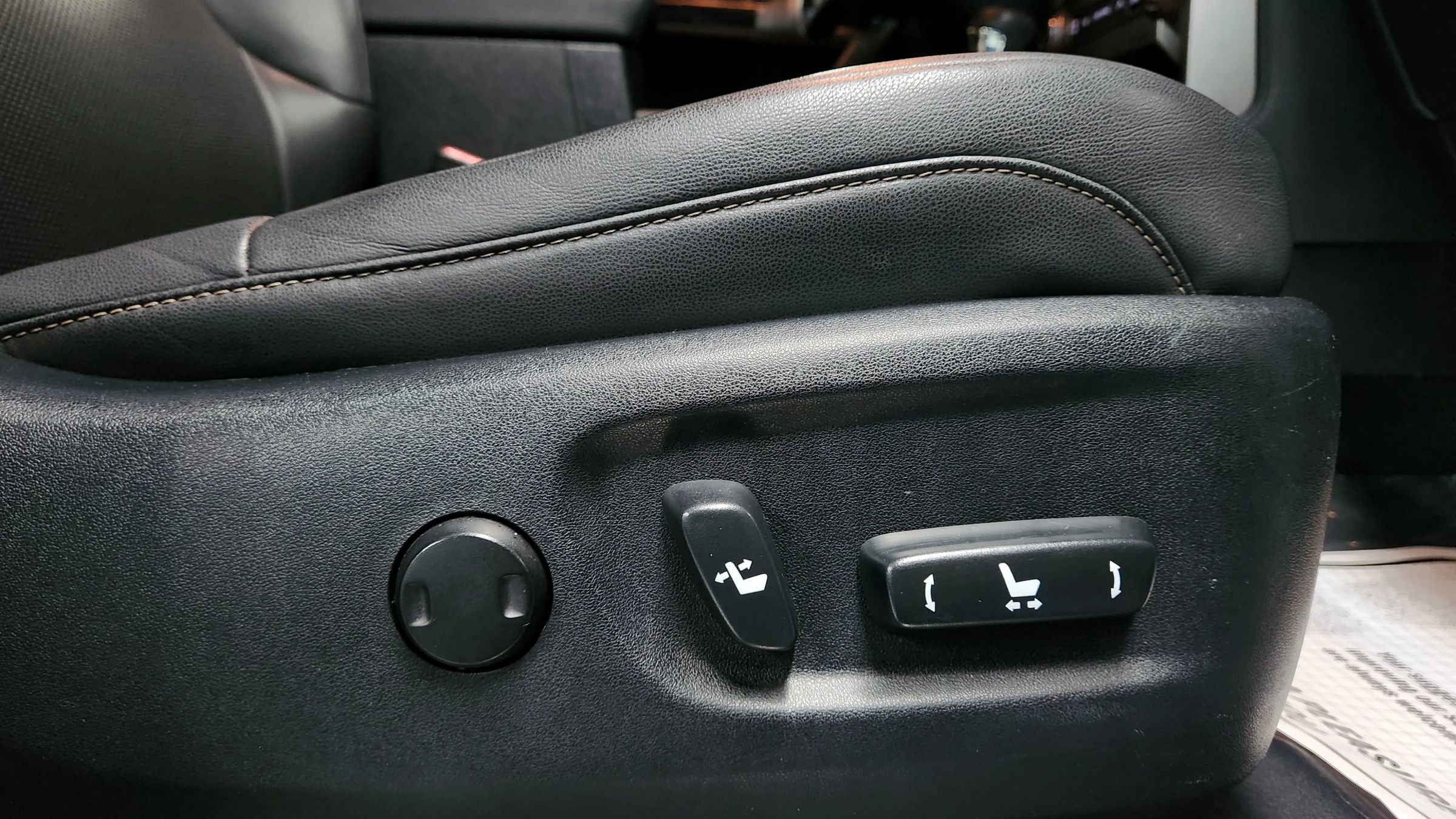 Used 2015 Lexus GX 460 image 17