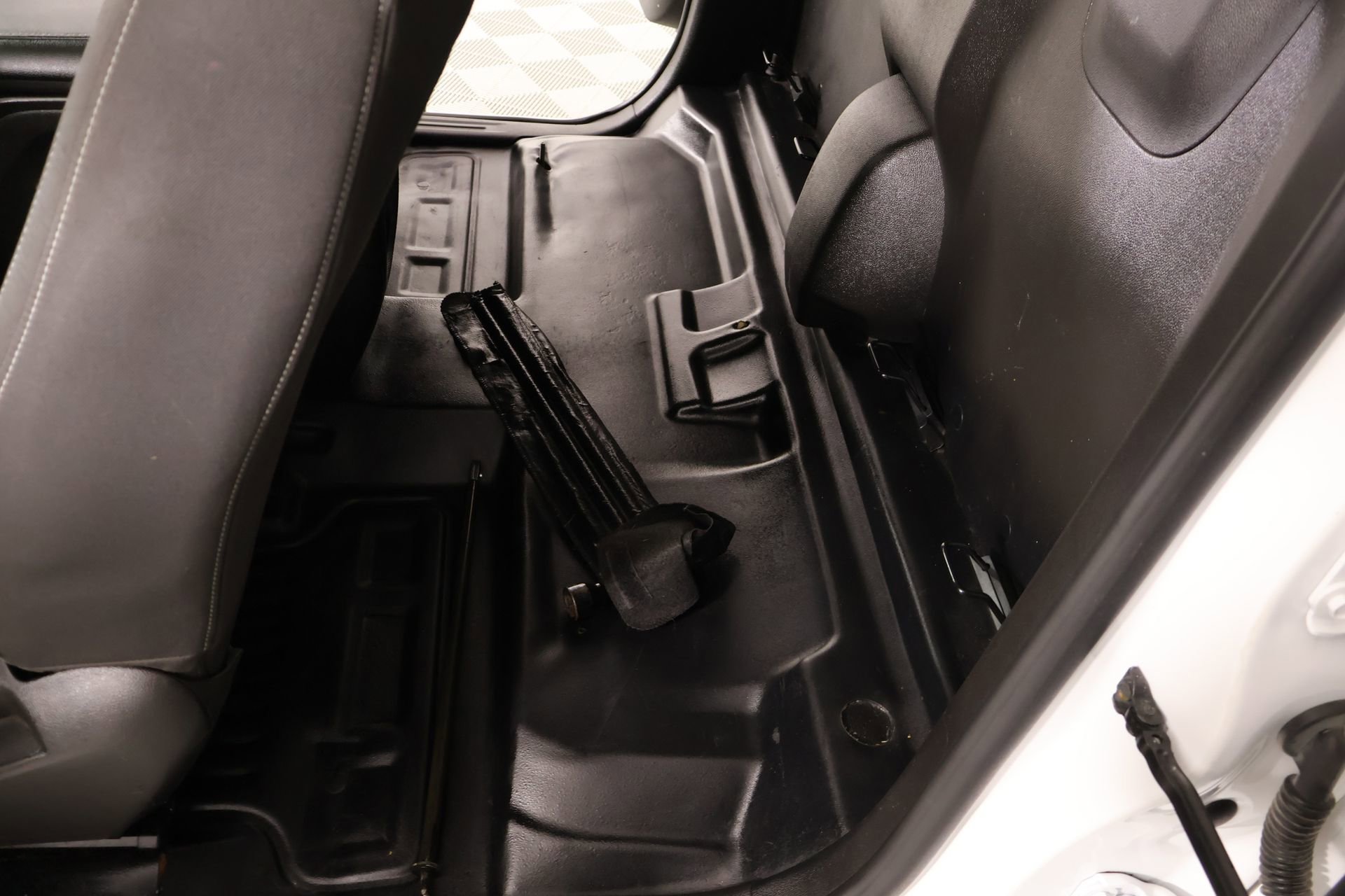 Used 2021 Chevrolet Colorado LT w/ Fleet Safety Package RWD image 11