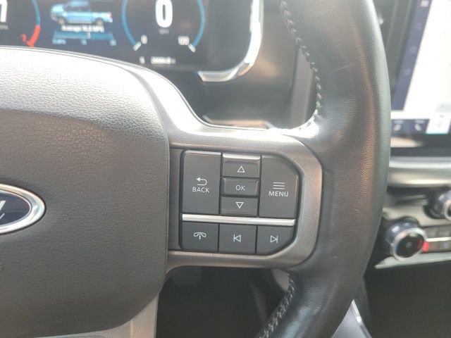 Used 2023 Ford F150 Lariat image 16