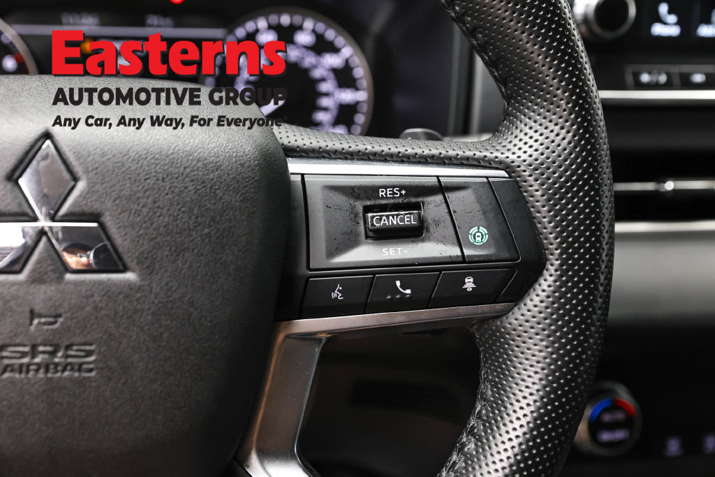 Used 2024 Mitsubishi Outlander SE FWD image 18