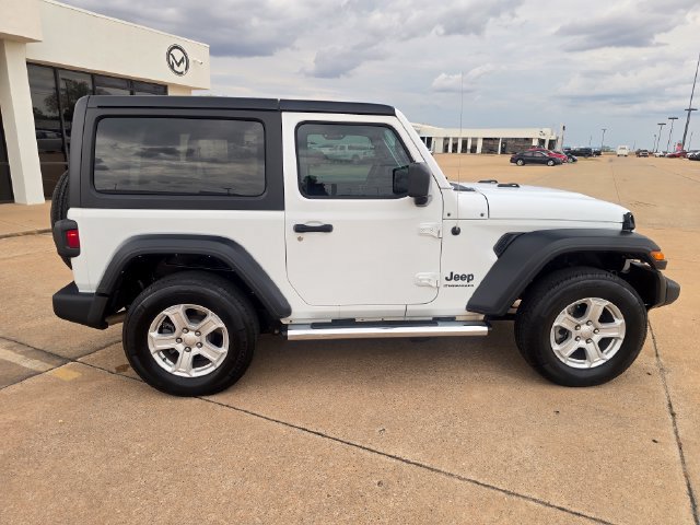 Used 2023 Jeep Wrangler Sport AWD/4WD image 12
