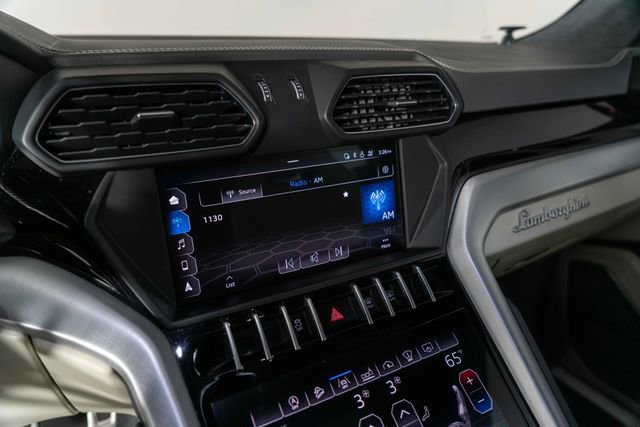 Used 2019 Lamborghini Urus image 27
