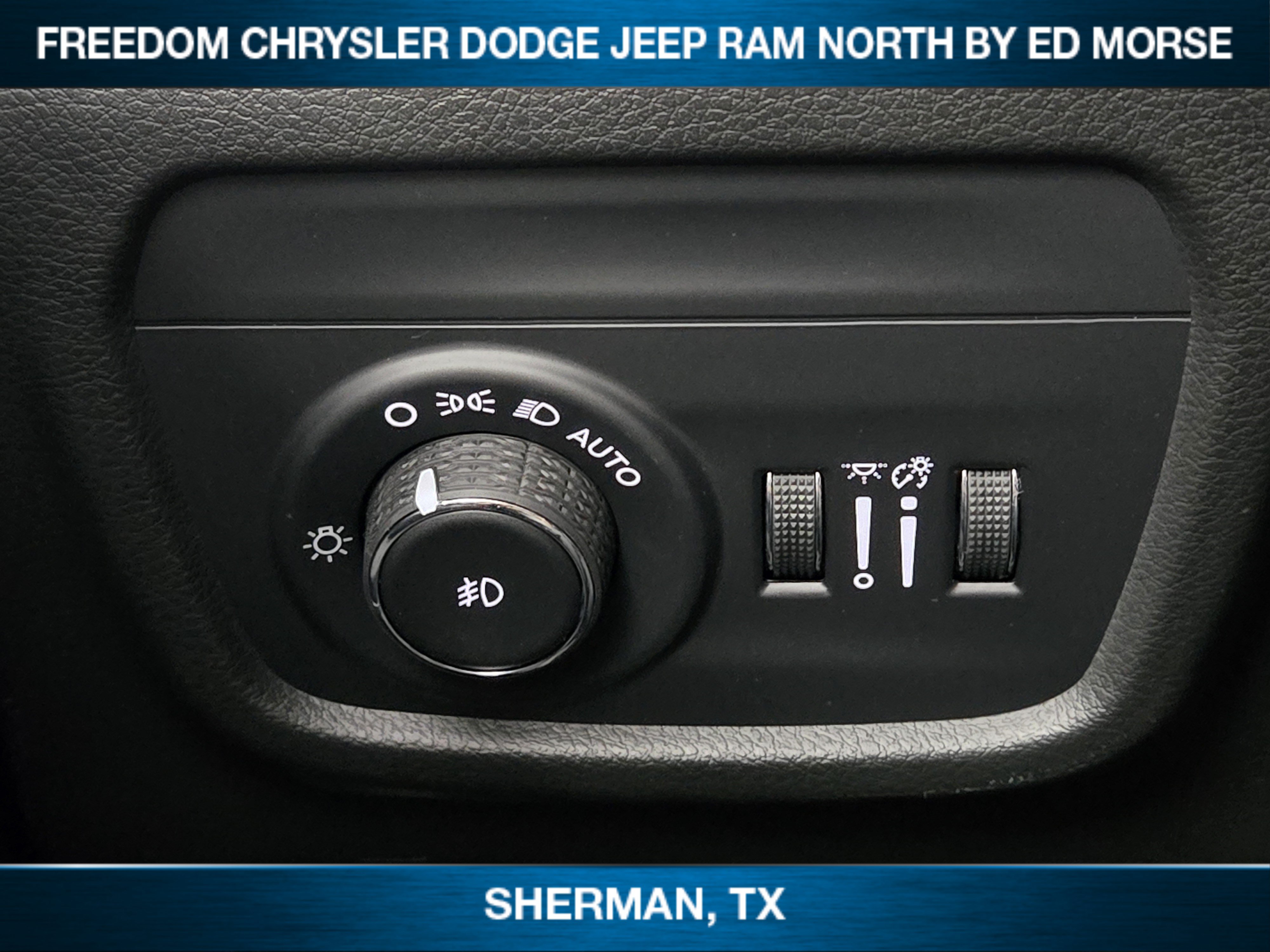New 2025 Jeep Grand Cherokee L Overland w/ Rear Seat Video Group I AWD/4WD image 18