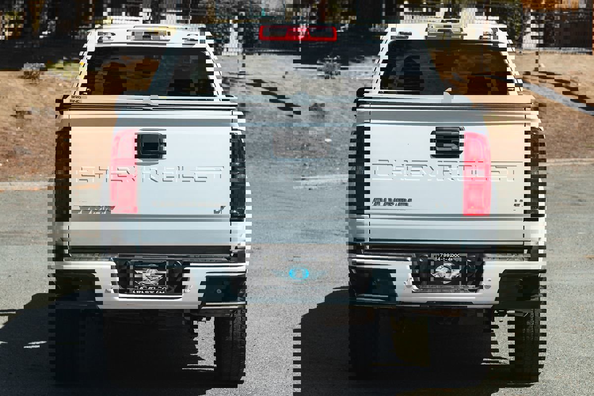 Used 2021 Chevrolet Colorado LT w/ Fleet Safety Package image 10