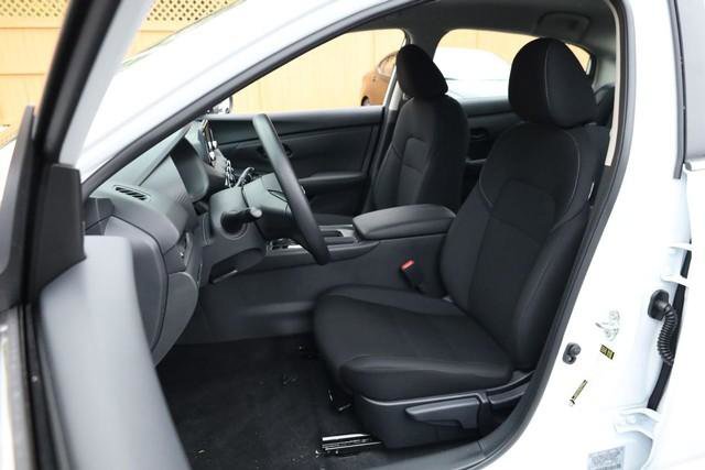 New 2025 Nissan Sentra S FWD image 8