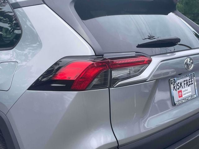 Certified 2021 Toyota RAV4 XLE AWD/4WD image 13