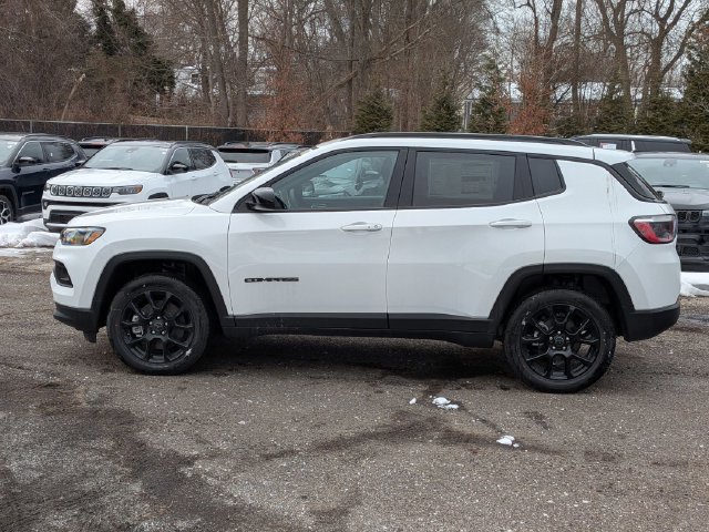 New 2026 Jeep Compass Latitude AWD/4WD image 6