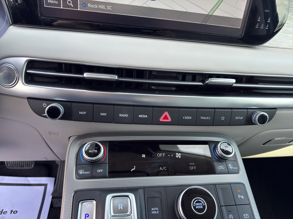Used 2025 Hyundai Palisade Calligraphy image 18