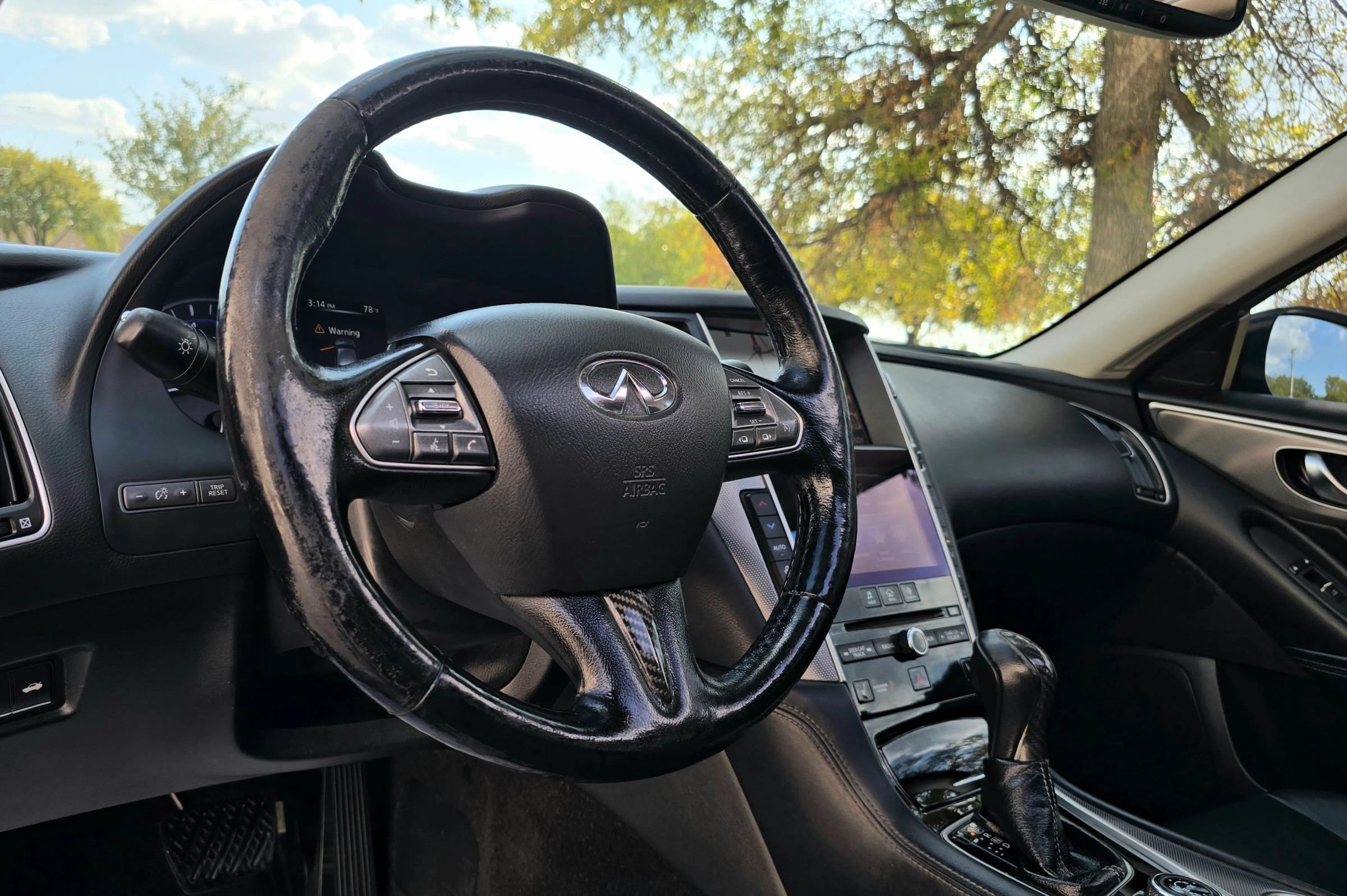 Used 2015 INFINITI Q50 Premium w/ Navigation Package AWD/4WD image 23