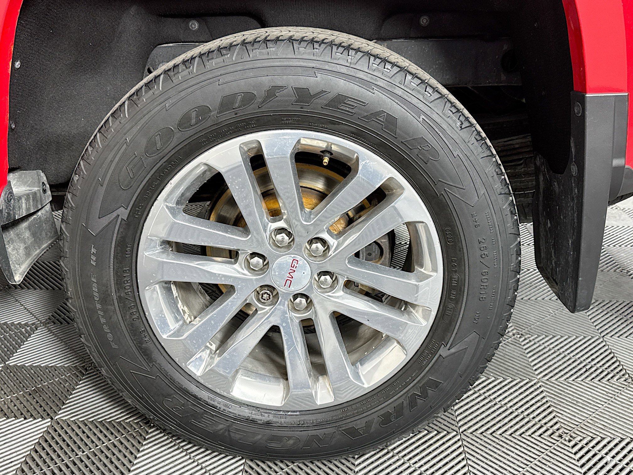 Used 2018 GMC Canyon SLT image 35