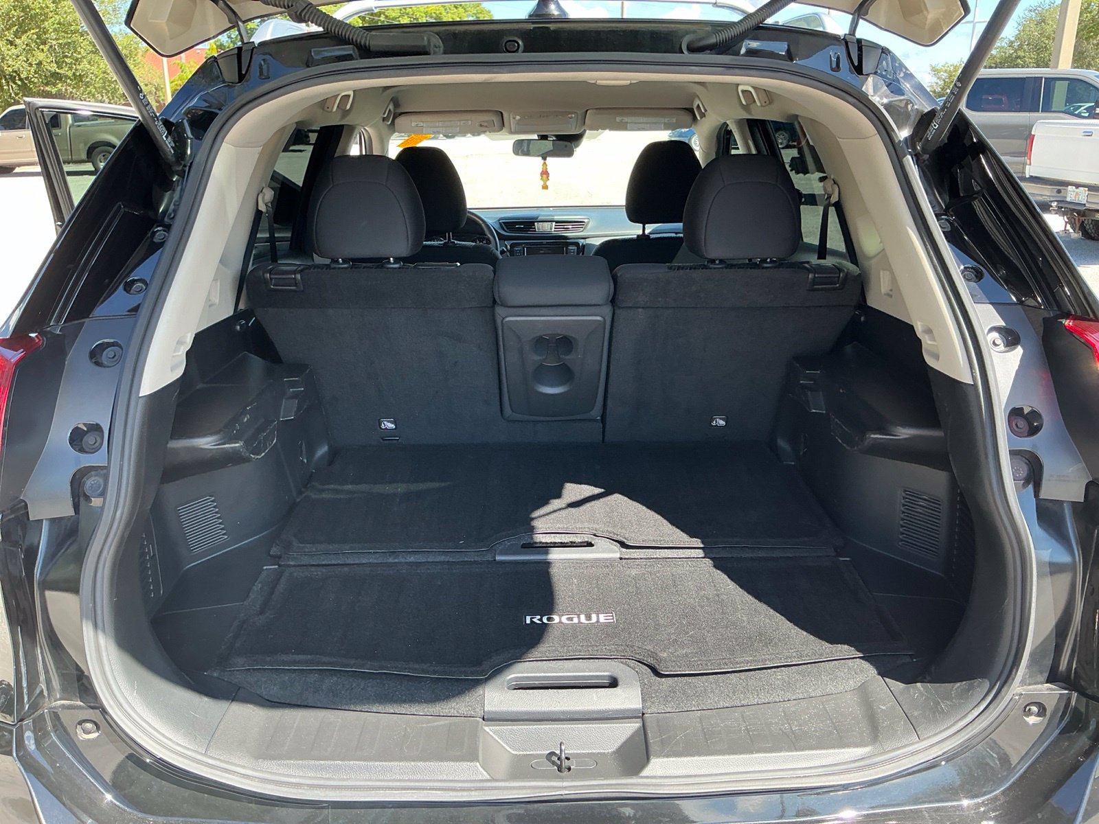 Certified 2020 Nissan Rogue S w/ Special Edition Package FWD image 15