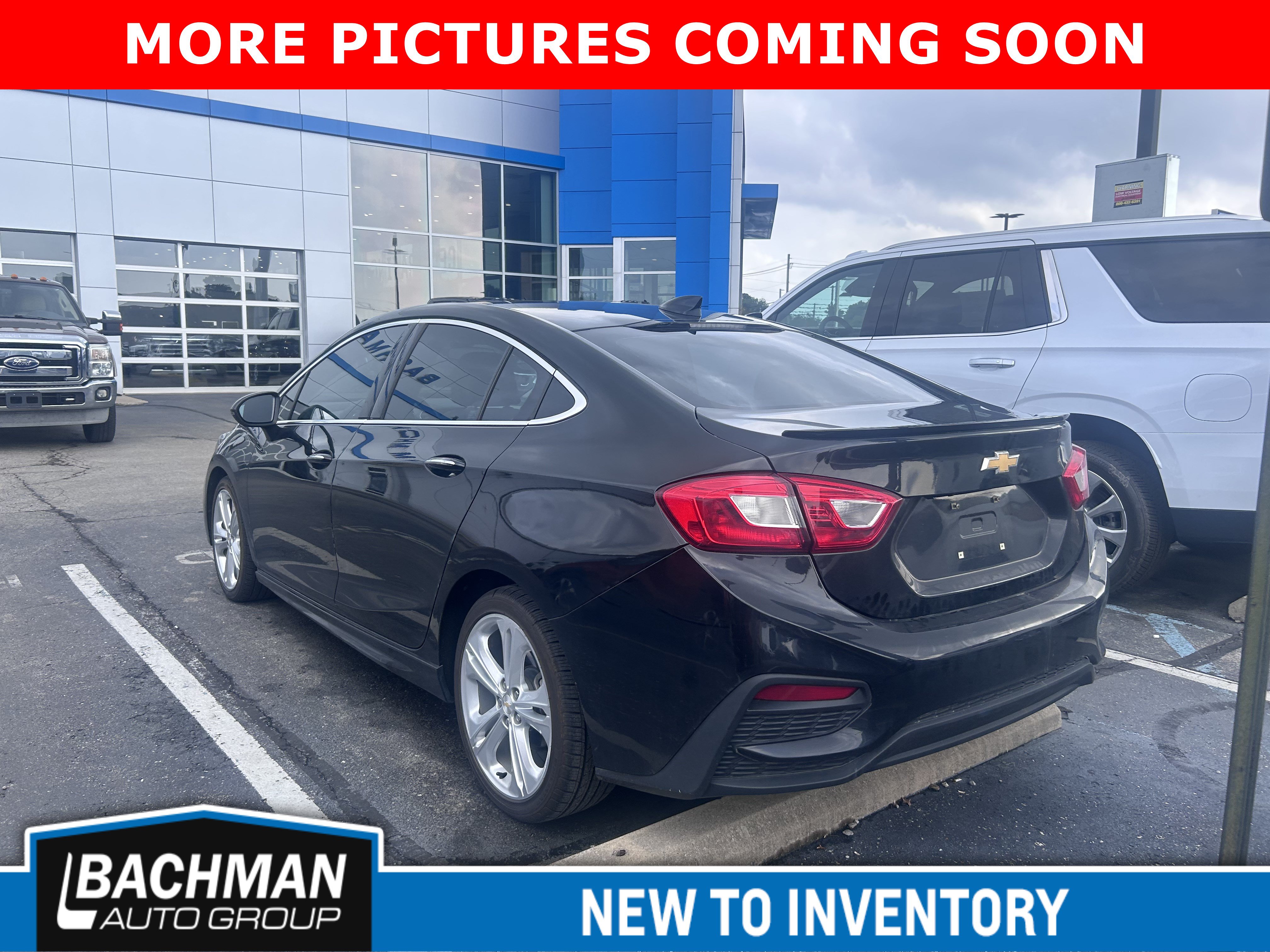 Used 2018 Chevrolet Cruze Premier w/ RS Package FWD image 5