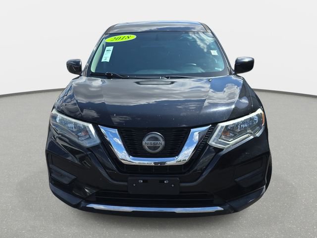 Used 2018 Nissan Rogue S image 2