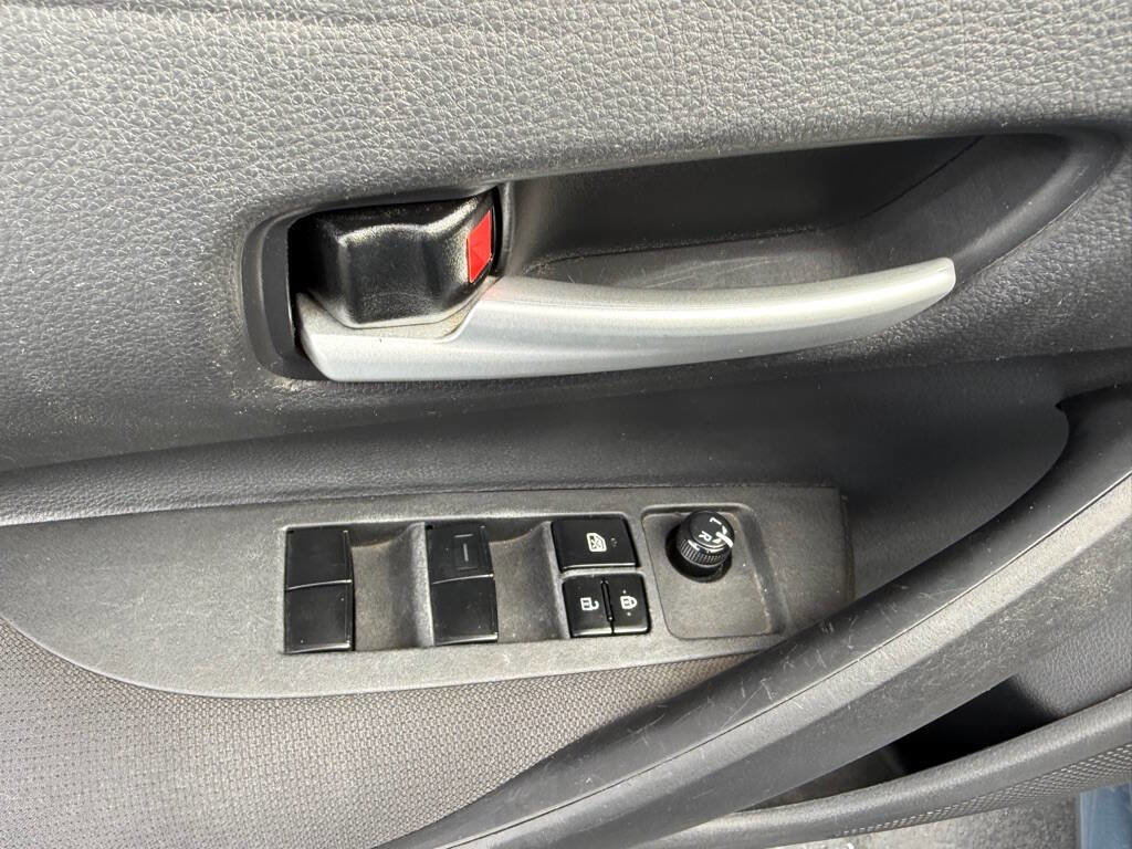 Used 2021 Toyota Corolla LE image 8