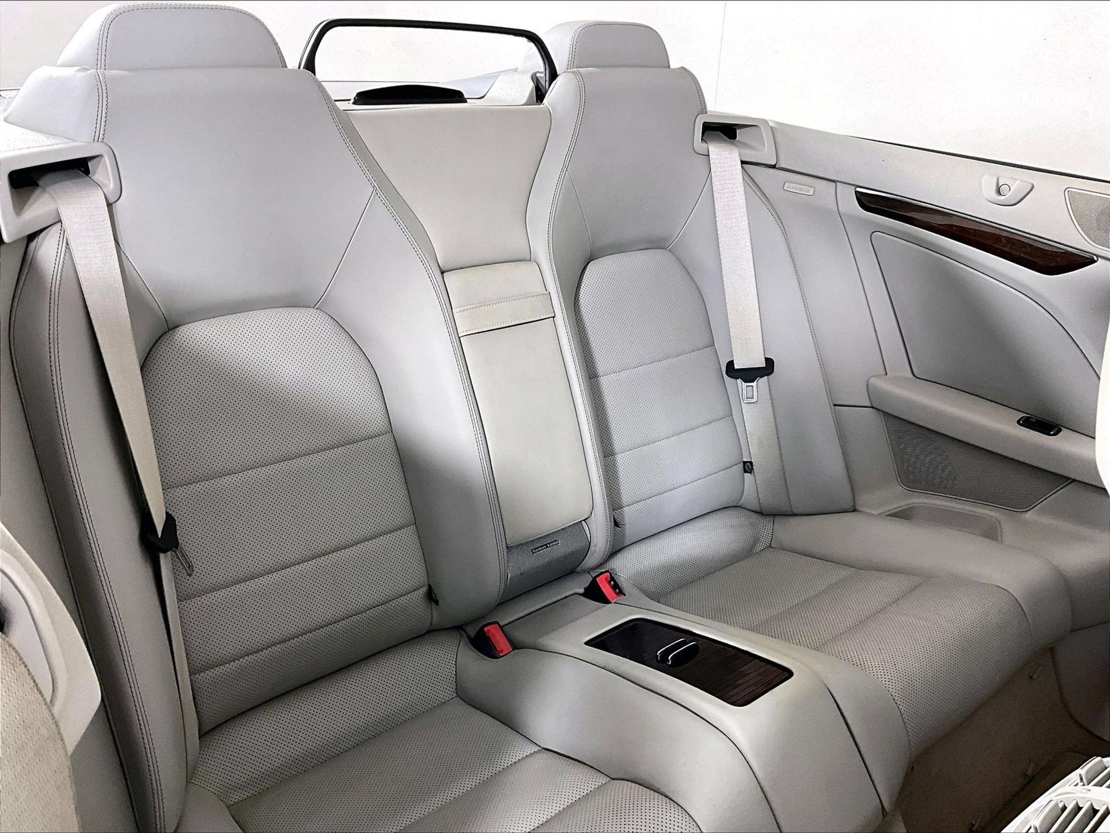 Used 2012 Mercedes-Benz E 550 Cabriolet image 23