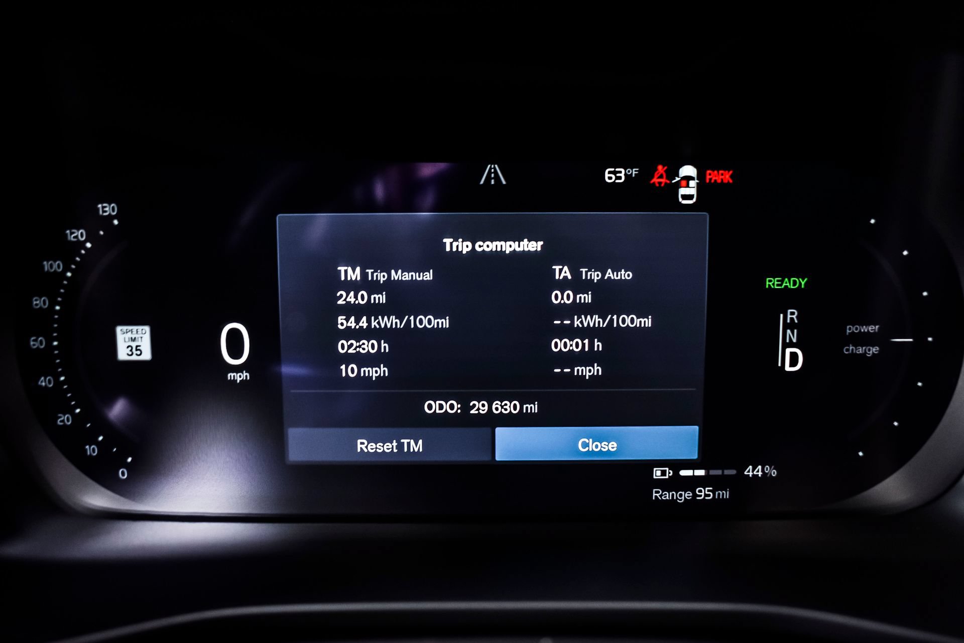 Used 2023 Volvo C40 P8 Recharge Plus AWD/4WD image 17