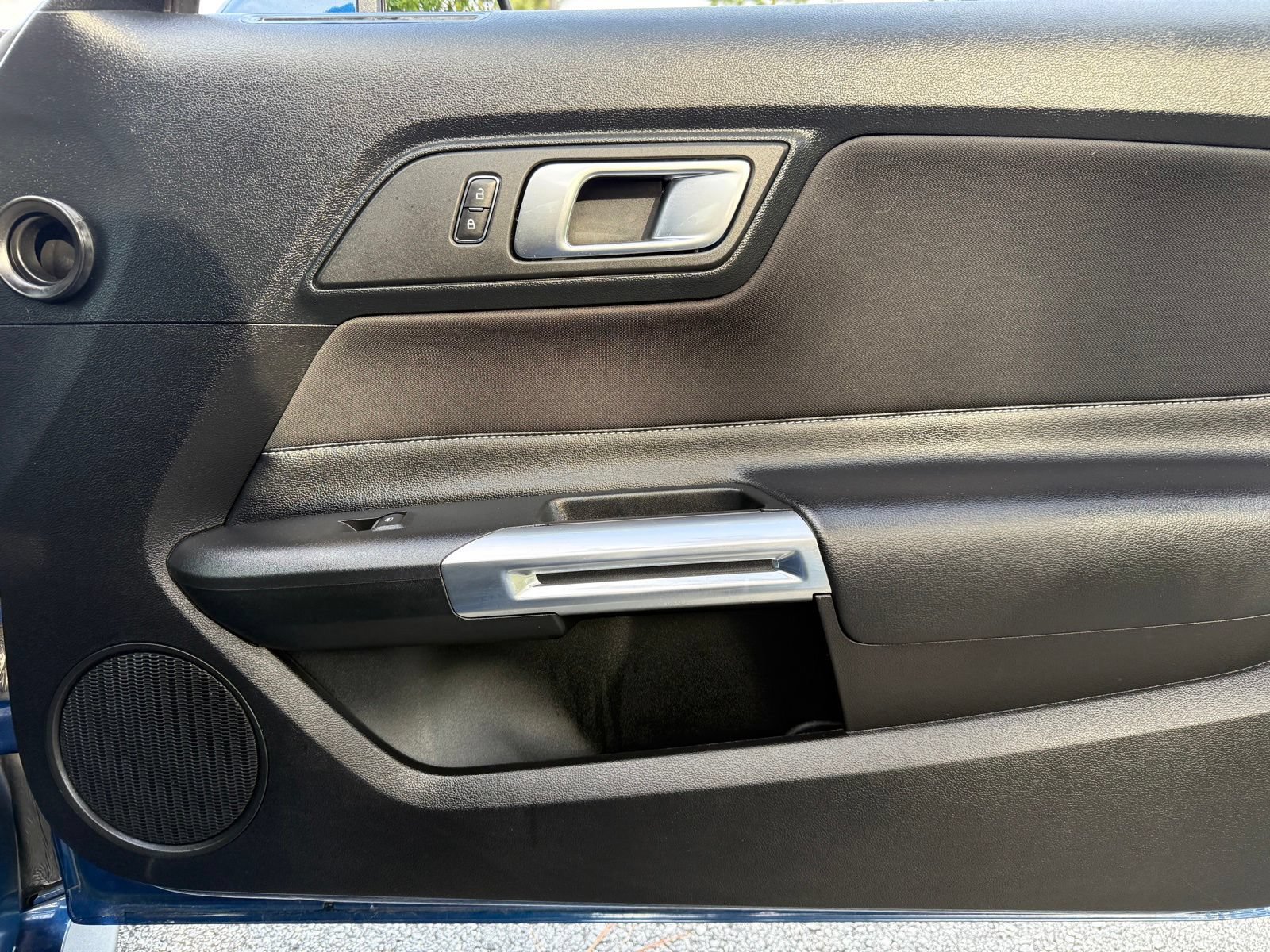 Used 2022 Ford Mustang GT RWD image 41