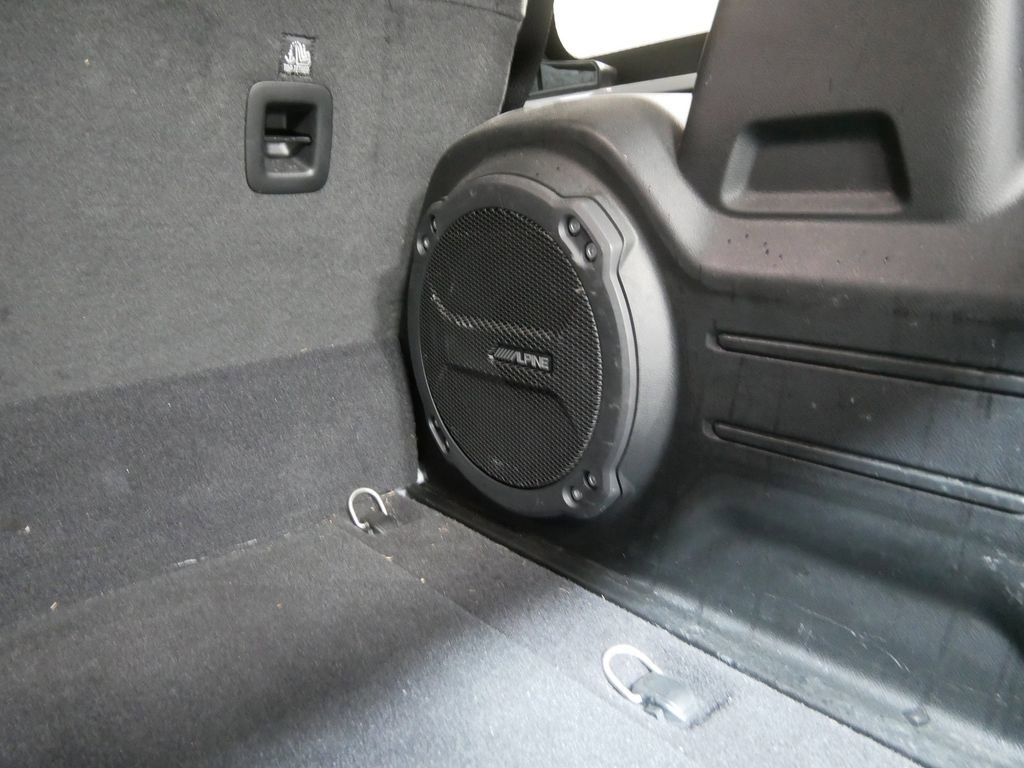 Used 2023 Jeep Wrangler Unlimited Sahara w/ Cold Weather Group image 6