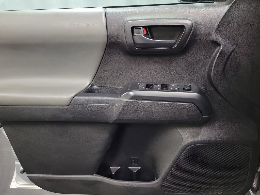 Used 2023 Toyota Tacoma SR image 21