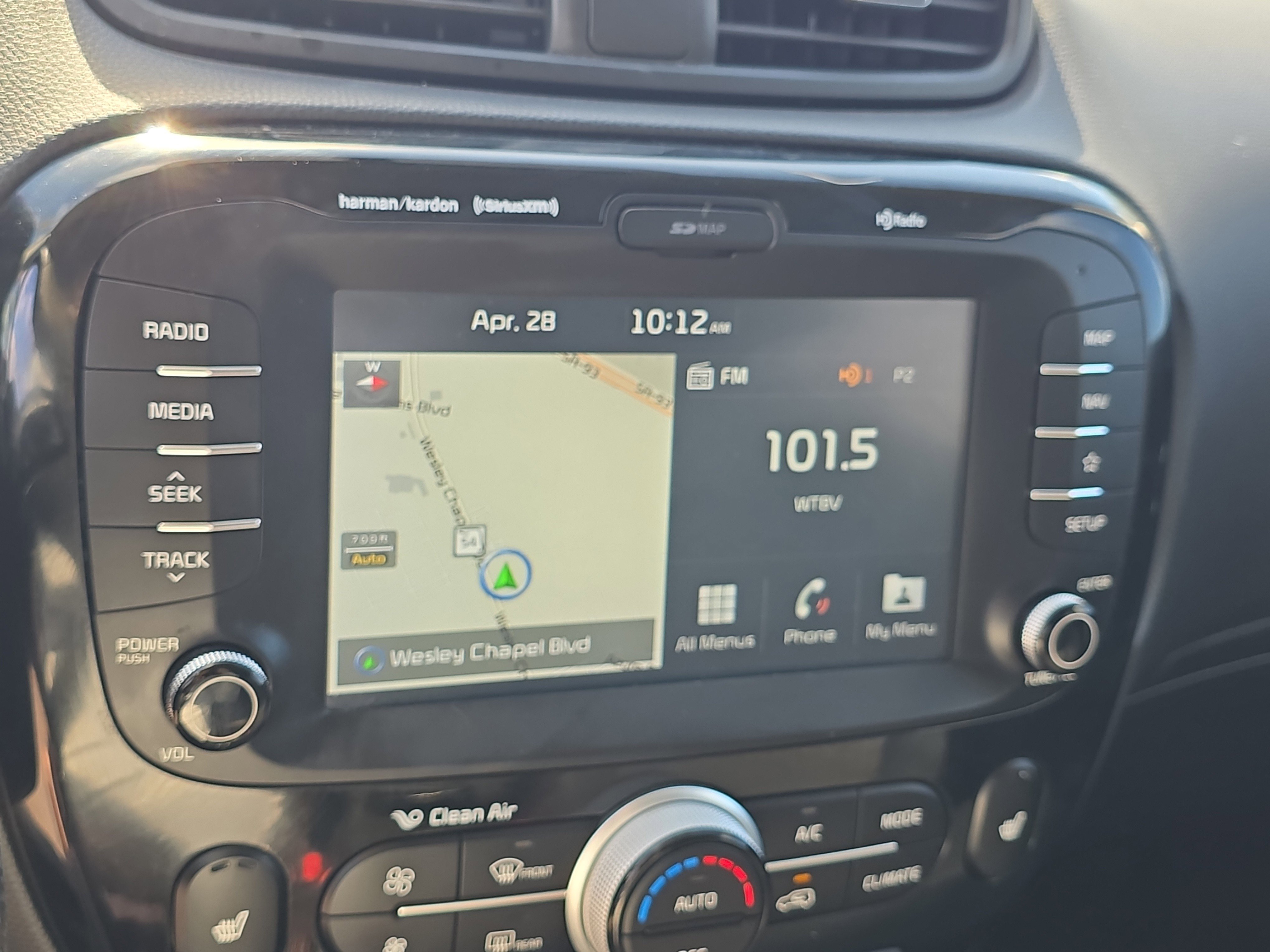 Certified 2018 Kia Soul ! w/ Tech Package FWD image 22