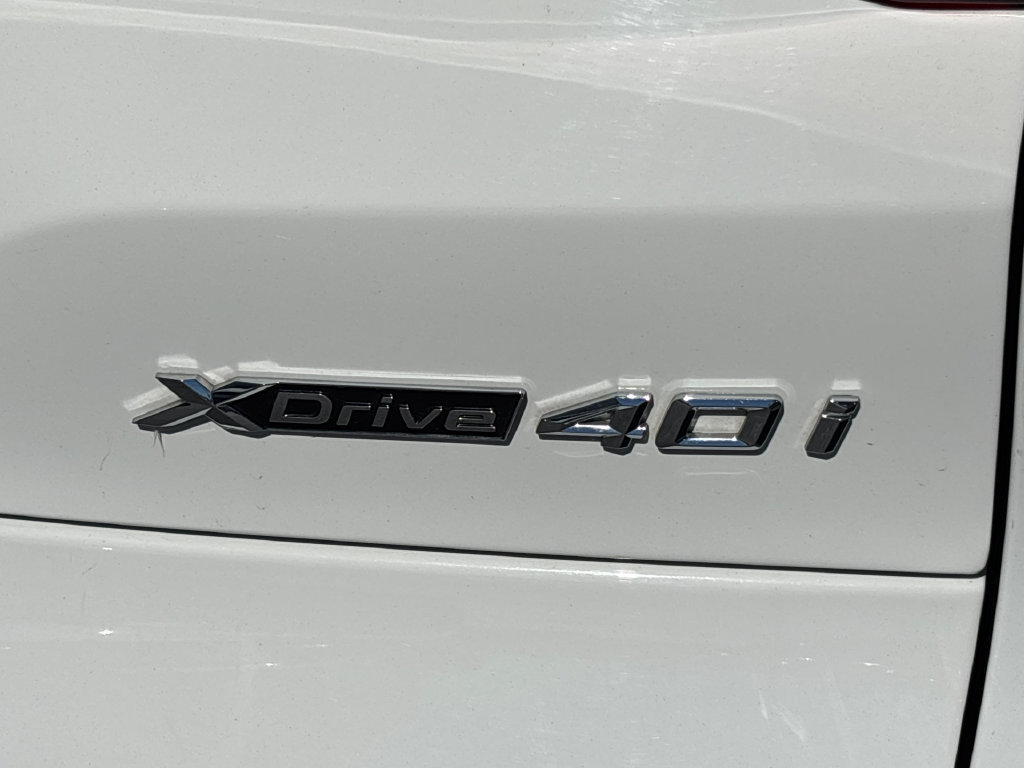 Used 2023 BMW X5 xDrive40i w/ Parking Assistance Package AWD/4WD image 12