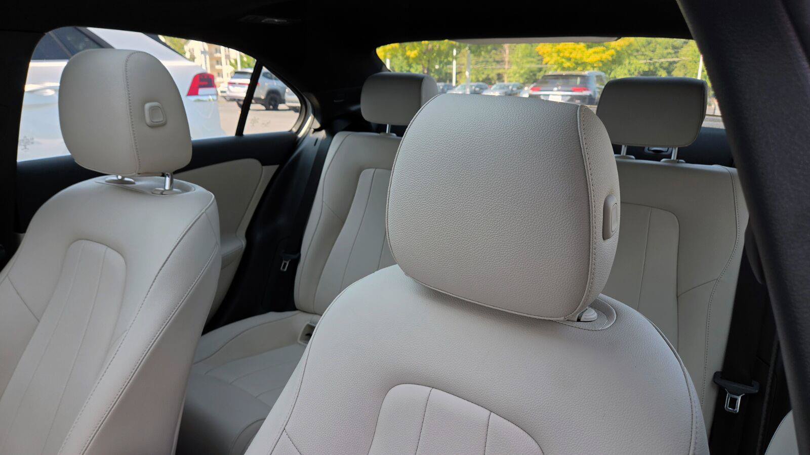 Used 2022 Mercedes-Benz A 220 4MATIC w/ Premium Package Lite image 36