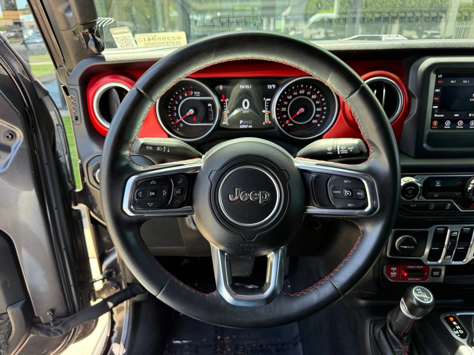 Used 2018 Jeep Wrangler Unlimited Rubicon AWD/4WD image 26