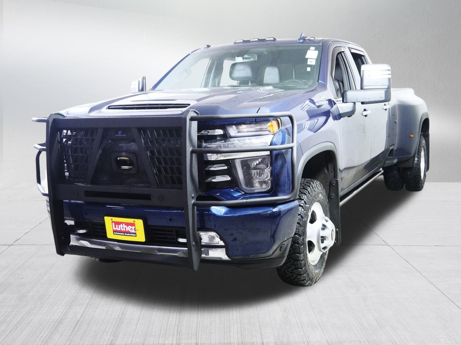Used 2022 Chevrolet Silverado 3500 High Country image 3