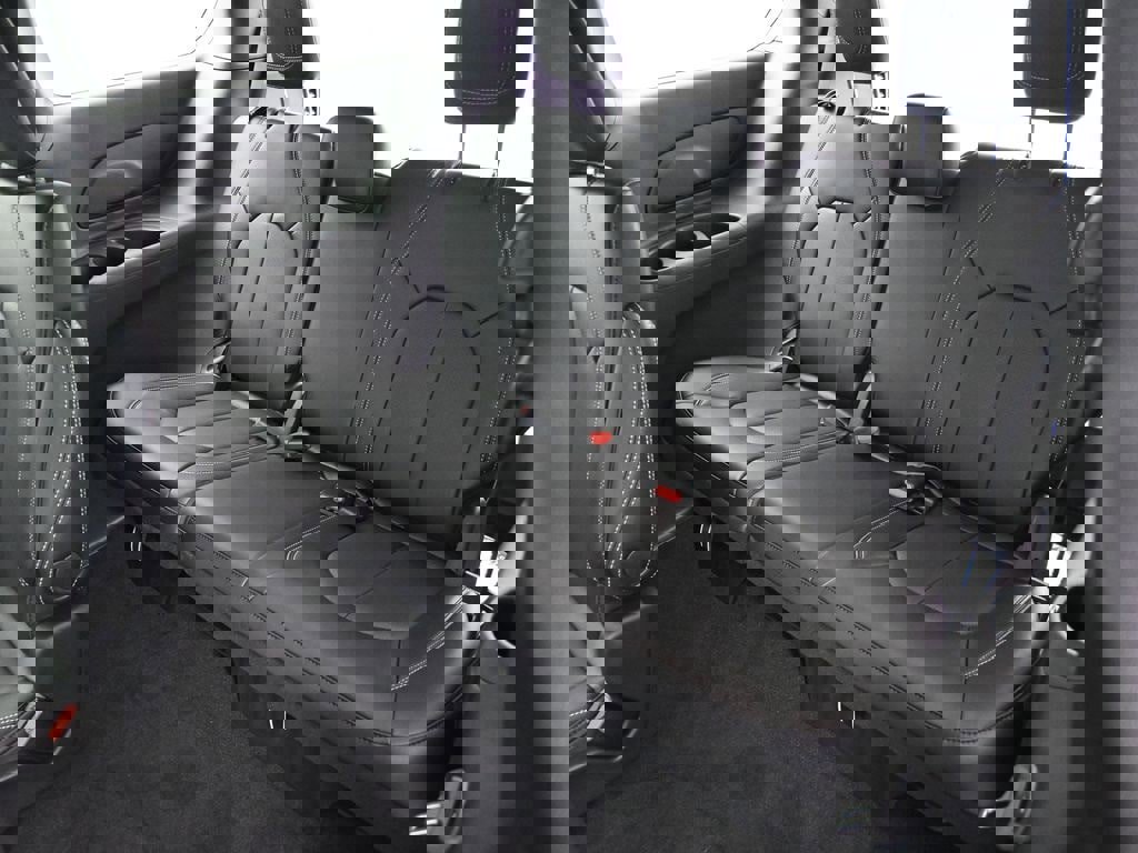 New 2026 Chrysler Pacifica Select image 21