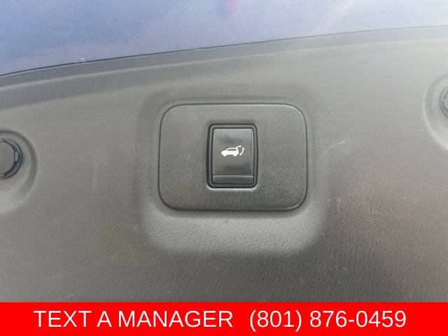 Used 2020 Nissan Pathfinder Platinum AWD/4WD image 13
