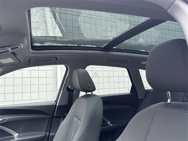Certified 2025 Audi Q5 Premium w/ Convenience Package image 22
