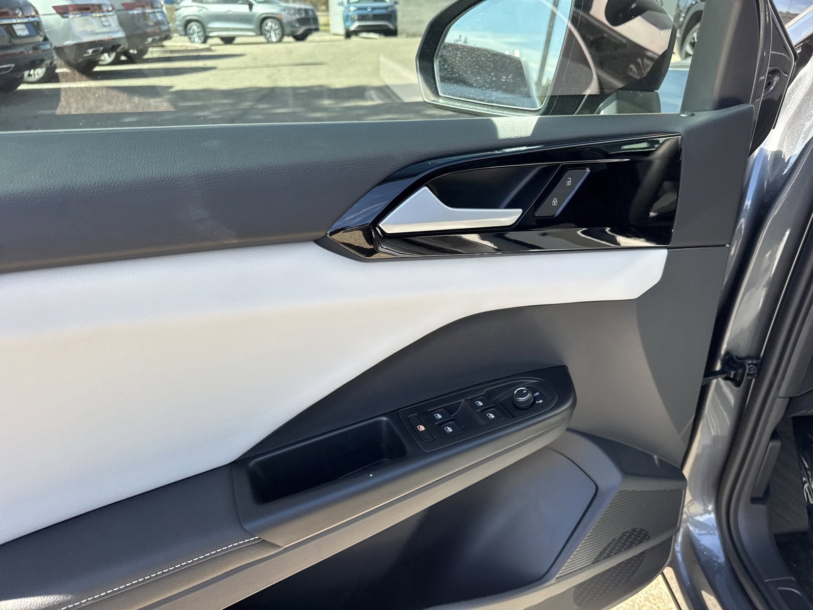 New 2026 Volkswagen Taos S FWD image 11