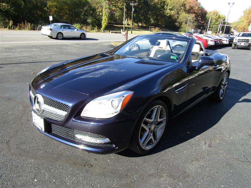 Used 2015 Mercedes-Benz SLK 250 image 33