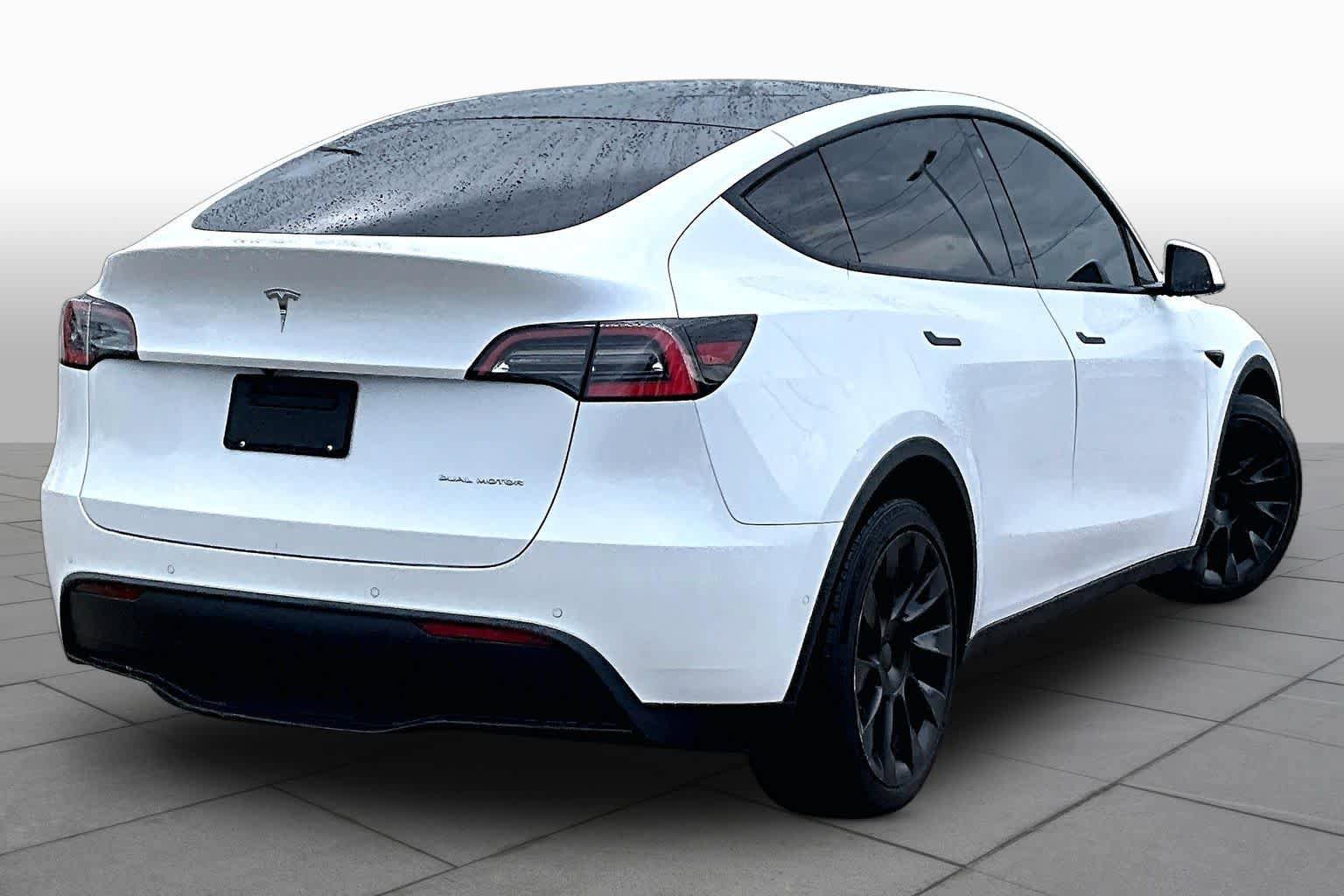 Used 2020 Tesla Model Y Long Range AWD/4WD image 11