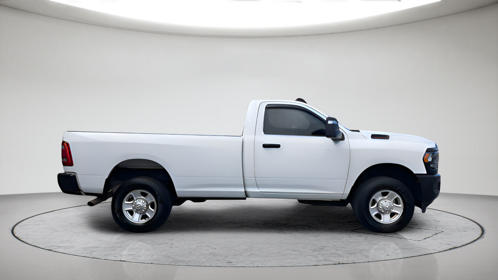 Used 2024 RAM 2500 Tradesman AWD/4WD image 2