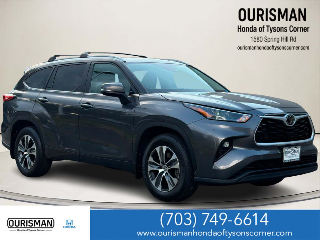 Used 2023 Toyota Highlander XLE