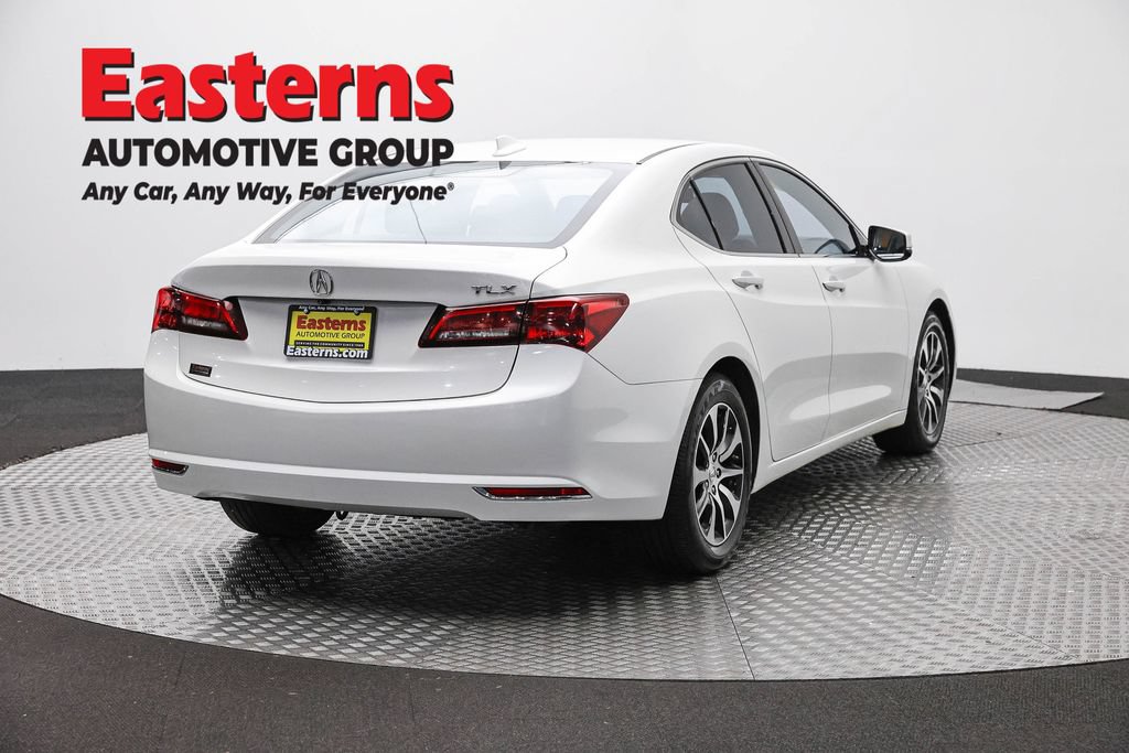 Used 2017 Acura TLX FWD image 5