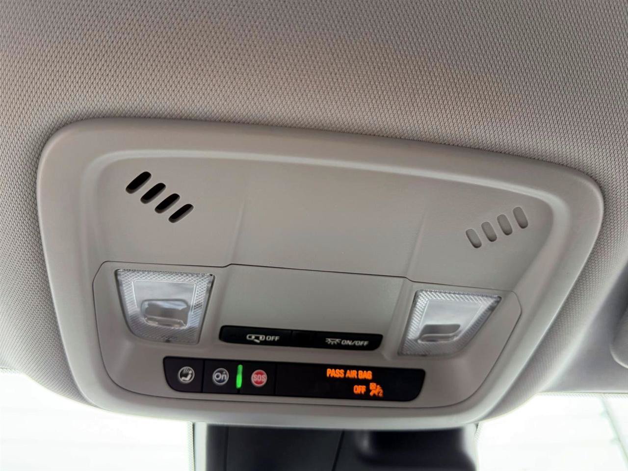Used 2023 Chevrolet Malibu LT FWD image 28