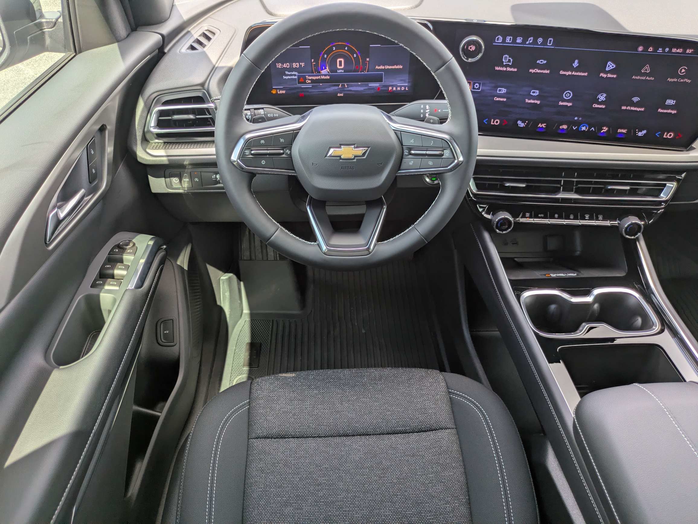 New 2027 Chevrolet Traverse LT w/ Driver Confidence Package FWD image 4