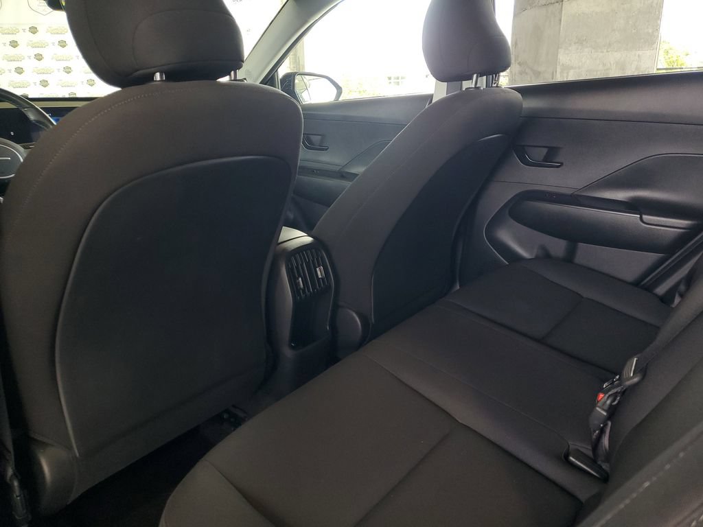 Used 2024 Hyundai Kona SEL AWD/4WD image 10