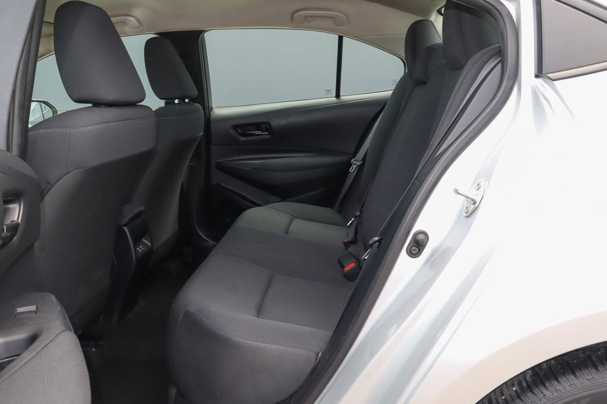 Used 2024 Toyota Corolla LE FWD image 8