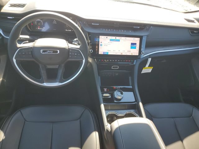 New 2026 Jeep Grand Cherokee Limited w/ Limited Altitude Package AWD/4WD image 13