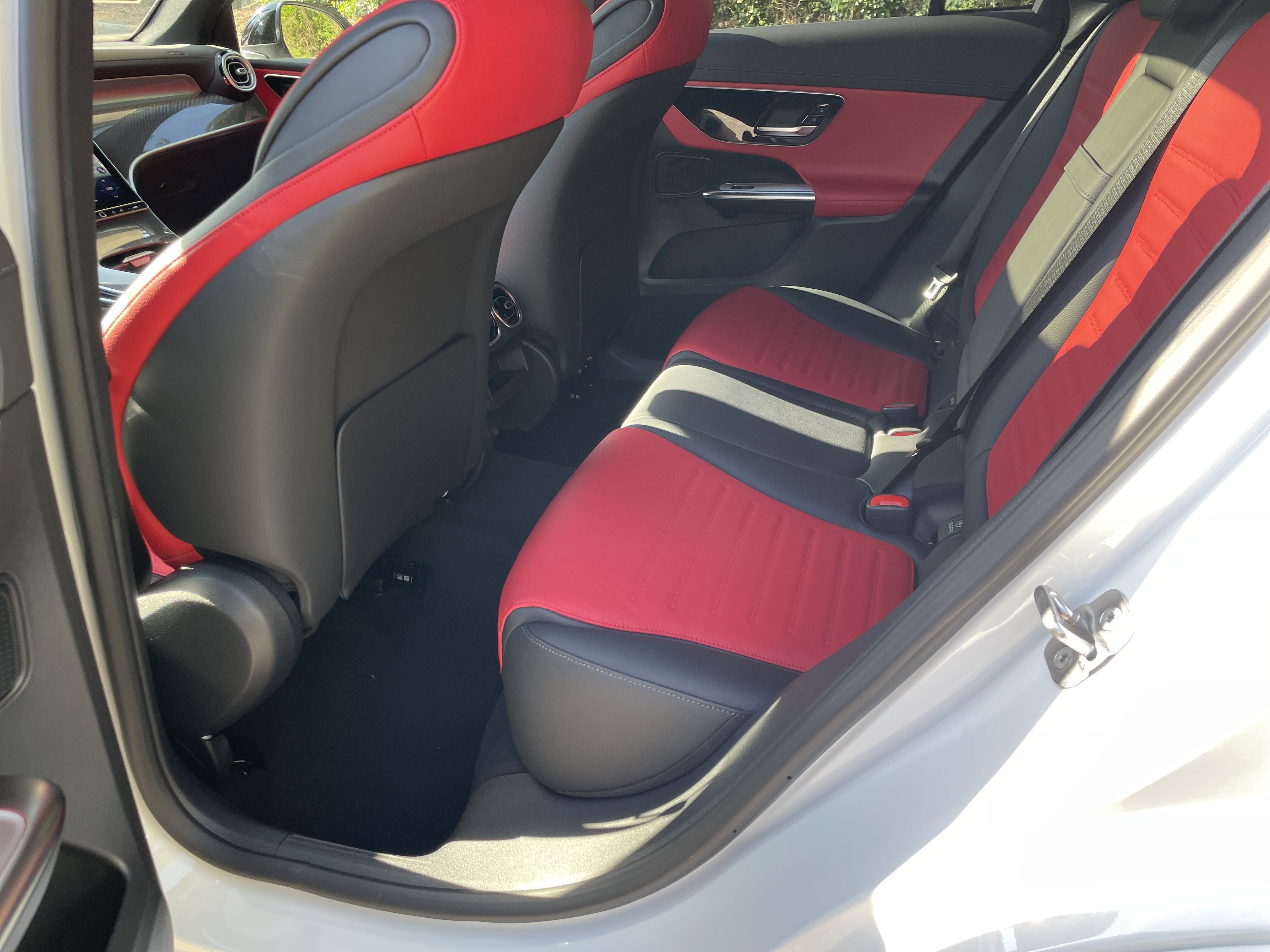 New 2026 Mercedes-Benz GLC 300 4MATIC image 36