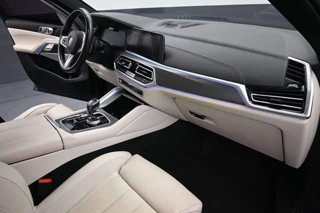Used 2021 BMW X6 M50i w/ Executive Package AWD/4WD image 27
