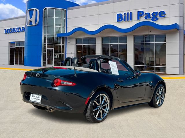 Used 2021 MAZDA MX-5 Miata Grand Touring RWD image 7