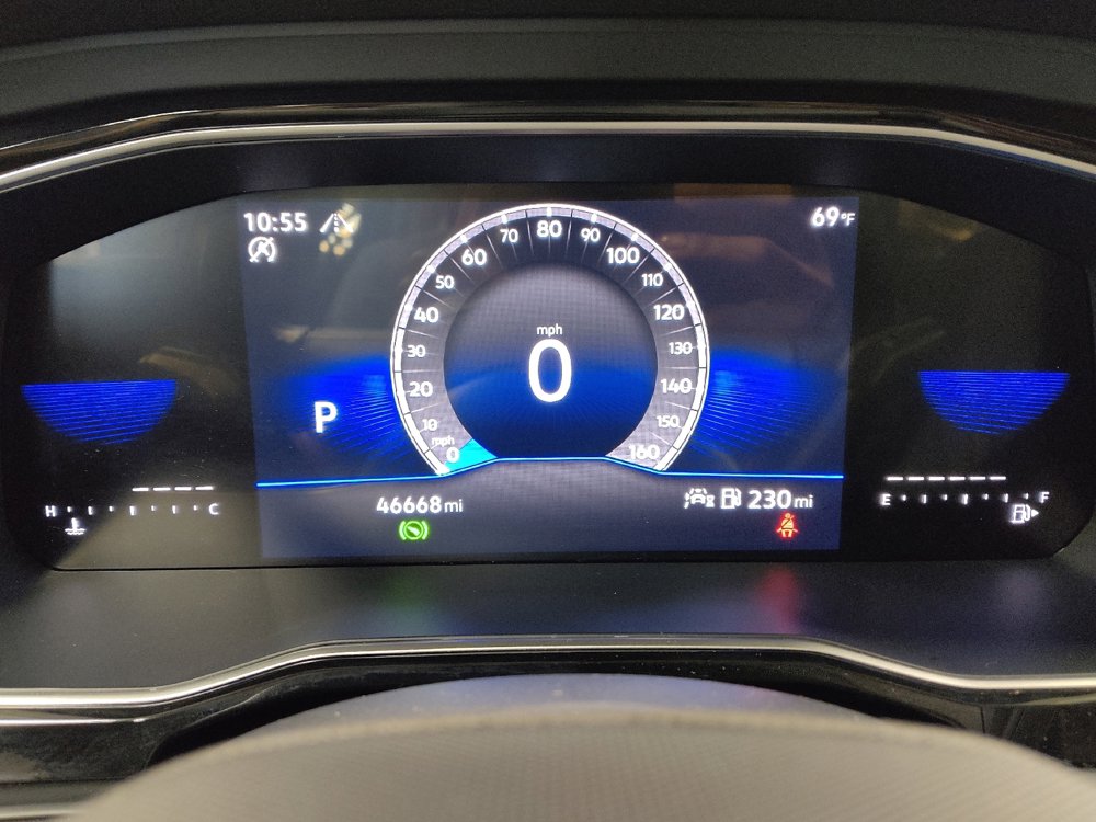 Used 2024 Volkswagen Jetta SE image 23