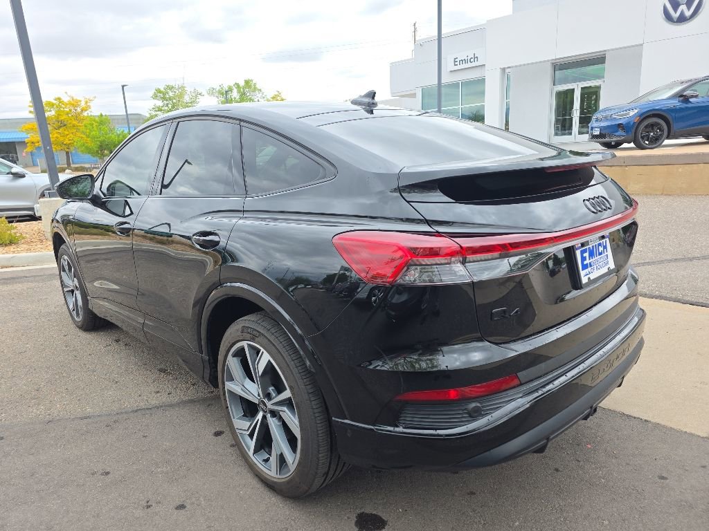 Used 2024 Audi Q4 e-tron Premium Plus w/ Premium Plus AWD/4WD image 3